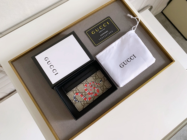 グッチ財布コピー全体デザイン